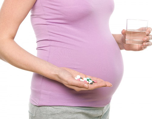 Dưỡng thai bằng thuốc bổ sung vi chất?