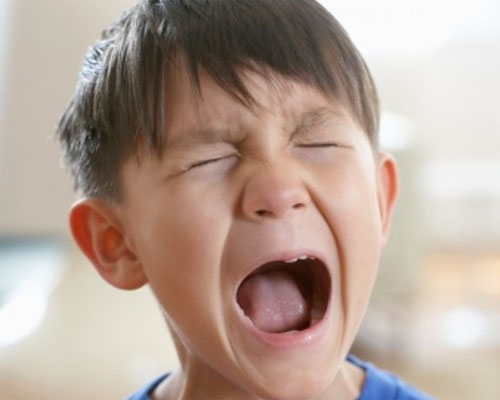 Khi con thích la hét