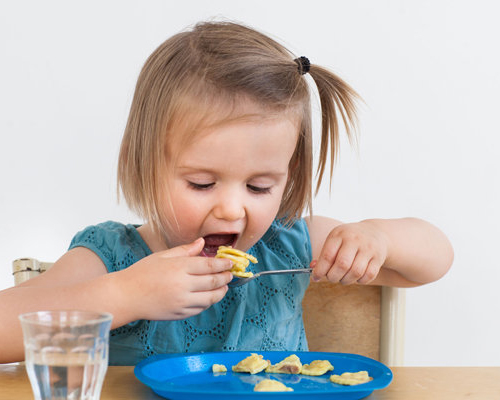 Làm thế nào để cho bé ăn đa dạng thực phẩm?