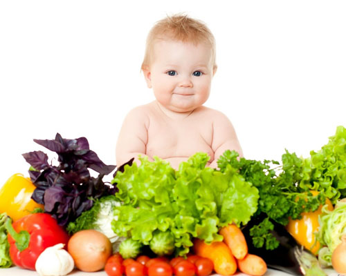Dinh dưỡng từ rau, quả cho bé