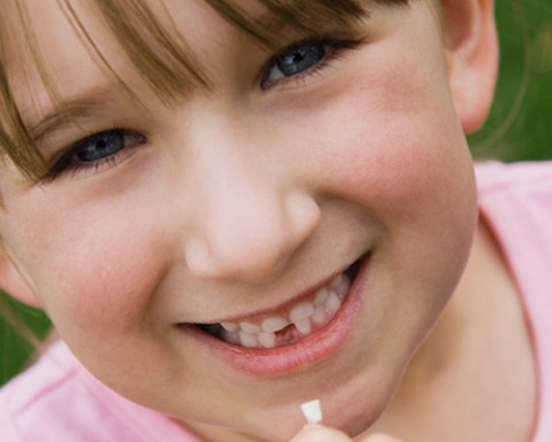 Mọc và thay răng sữa - cuộc hành trình đầy bất trắc