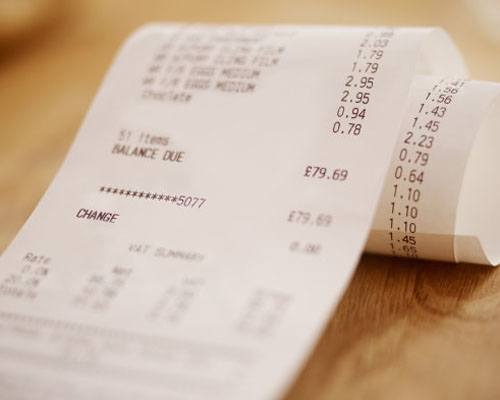 Những tờ hóa đơn giấy đang âm thầm giết chúng ta