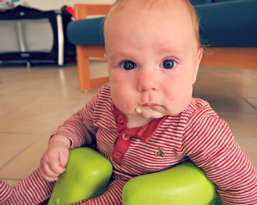 Nỗi lo khi con ở tuổi ăn dặm