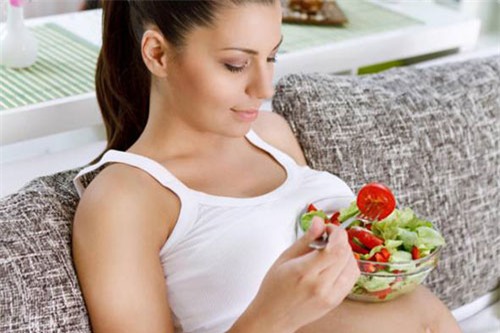 Bí kíp chăm sóc sức khỏe, sắc đẹp cho mẹ bầu